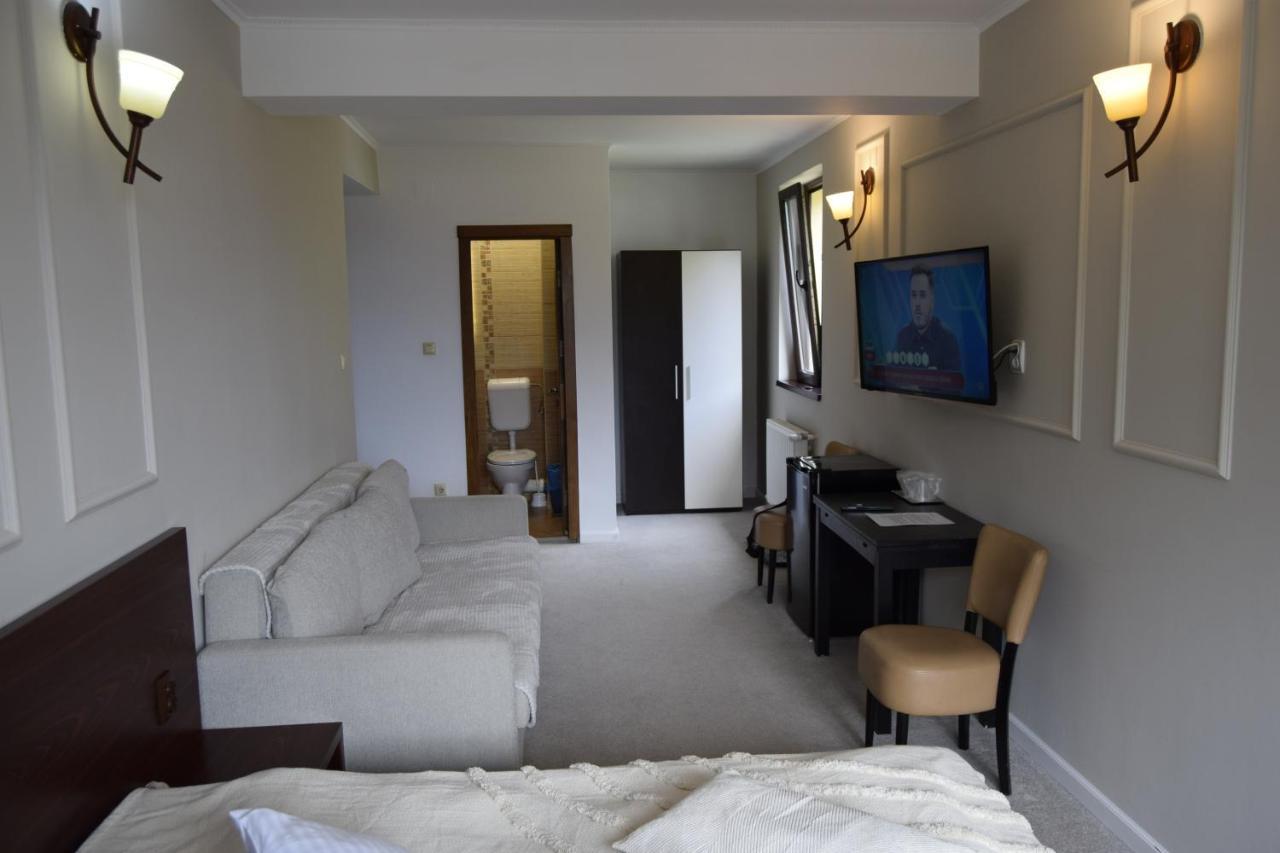 Pensiunea Clasic 3* Buşteni